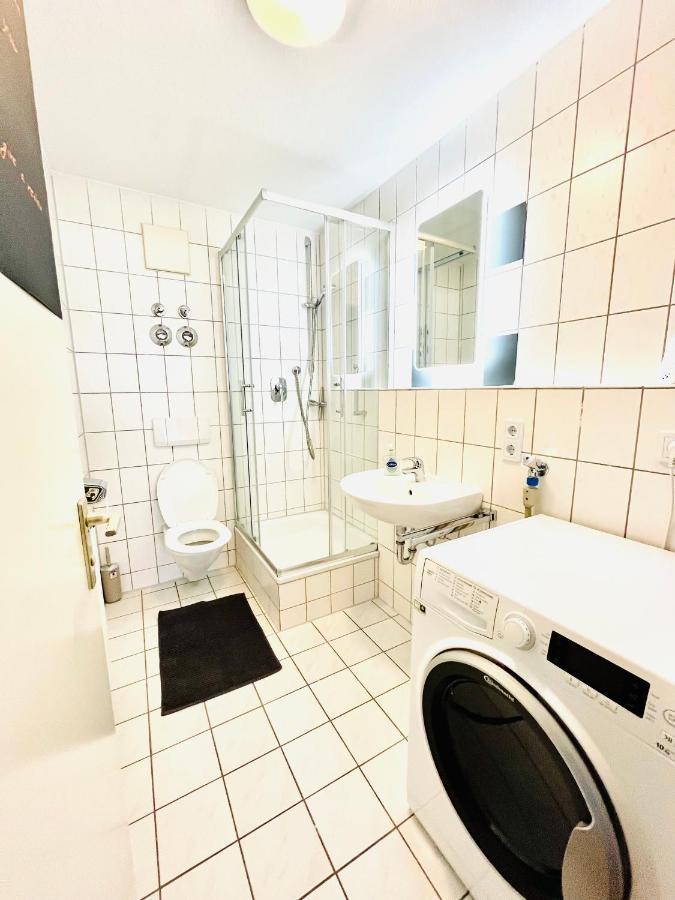 Outletcity Apartment Ferienwohnung Metzingen Metzingen  Bagian luar foto