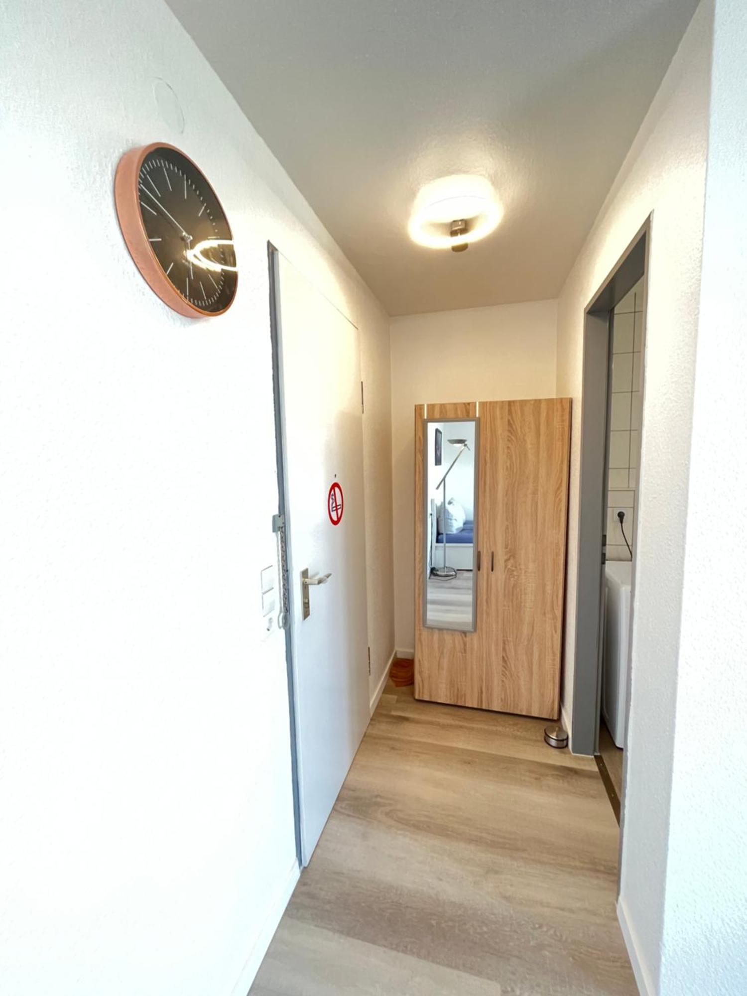 Outletcity Apartment Ferienwohnung Metzingen Metzingen  Bagian luar foto