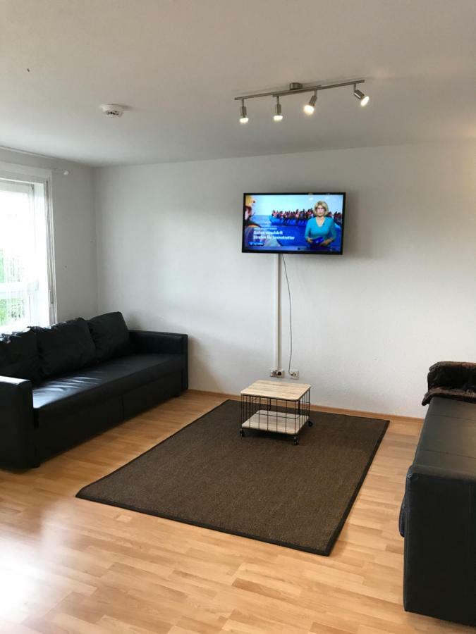 Outletcity Apartment Ferienwohnung Metzingen Metzingen  Bagian luar foto