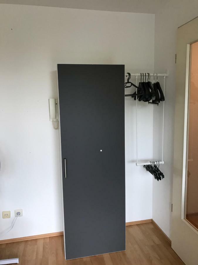 Outletcity Apartment Ferienwohnung Metzingen Metzingen  Bagian luar foto