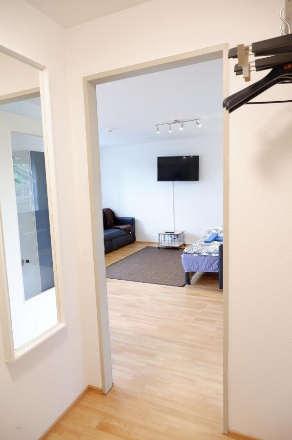 Outletcity Apartment Ferienwohnung Metzingen Metzingen  Bagian luar foto