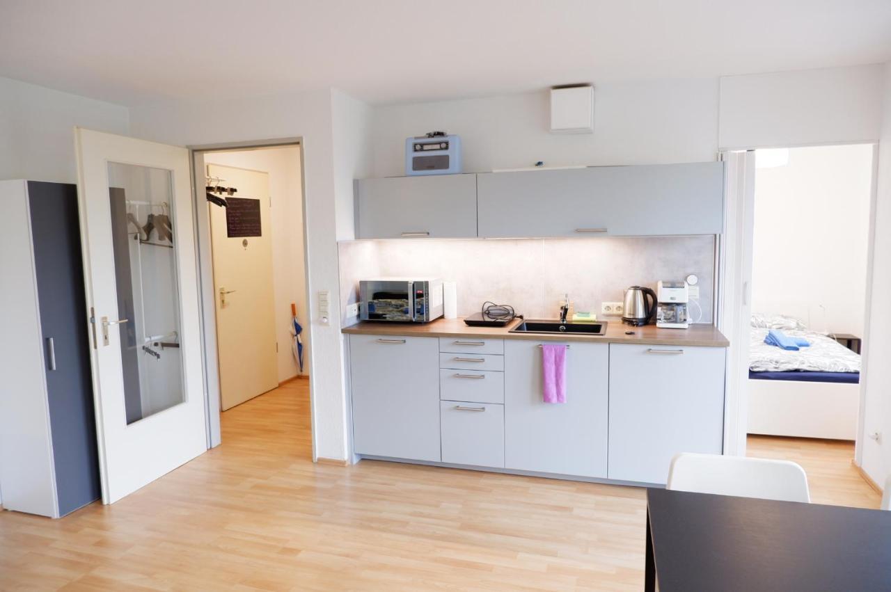 Outletcity Apartment Ferienwohnung Metzingen Metzingen  Bagian luar foto