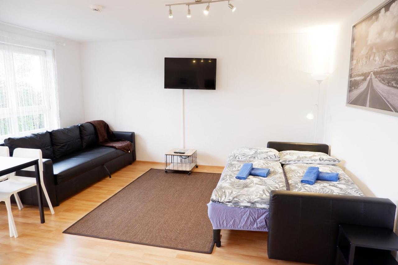 Outletcity Apartment Ferienwohnung Metzingen Metzingen  Bagian luar foto